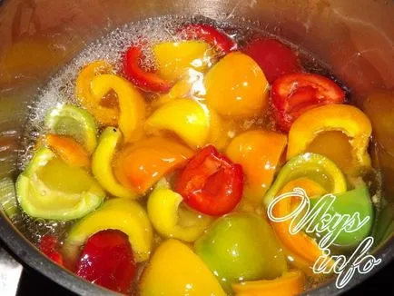 A pácolt paprika téli recept egy fotó