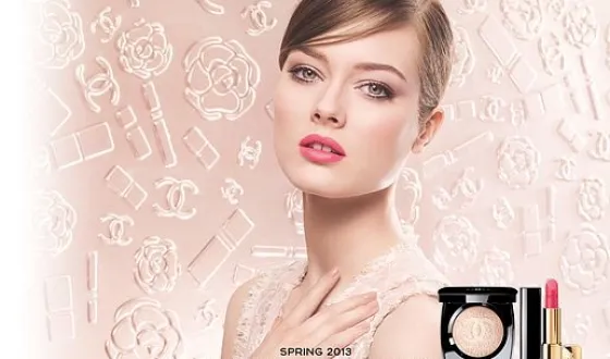 Aranyos make-up, lépésről lépésre történő alkalmazására vonatkozó utasításokat a saját kezében (manuális) Aranyos make-up, lépésről lépésre történő alkalmazására vonatkozó utasításokat a saját kezét