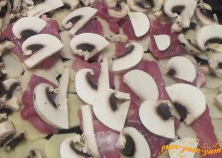 Hús francia paradicsommal és gombával a sütőben recept fényképpel (gomba) Hús francia paradicsommal és gombával a sütőben recept egy fotó