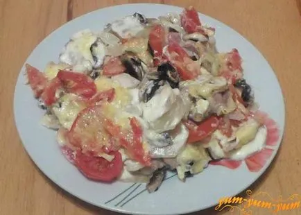 Hús francia paradicsommal és gombával a sütőben recept fényképpel (paradicsom) Hús francia paradicsommal és gombával a sütőben recept egy fotó