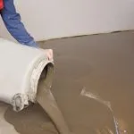 Önterülő padló kezét lépésről lépésre (és ki!) (Lépésről lépésre) Önterülő padló kezét lépésről lépésre (és ki!)