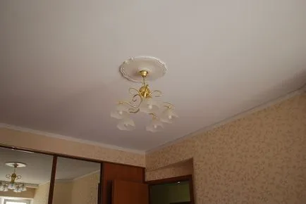 Stretch mennyezet a előnyeiről és hátrányairól, tippeket és tanácsokat szakemberek (profik) Stretch mennyezet a előnyeiről és hátrányairól, tippeket és tanácsokat a szakértők