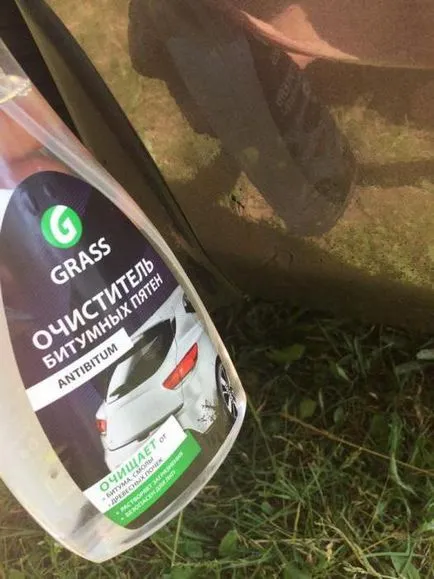 Tisztább bitumen foltokat a kocsiszekrény (bitumen) Tisztább bitumen foltokat a kocsiszekrény