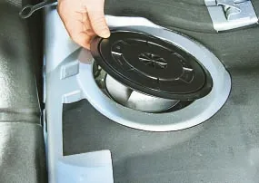 Opel Astra H eltávolítását, javítás és telepítés az üzemanyag-szivattyú Opel aster n használati emelőberendezést (ASTRA) Opel Astra H eltávolítás, javítás és telepítés az üzemanyag-szivattyú Opel Astra n utasítást eltávolítása növény