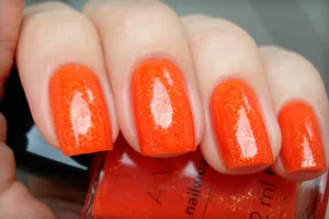 Orange manikűr ötletek (flitteres, fekete és fehér festék, a francia és a hold köröm) és a fotó (manikűr) Orange manikűr ötletek (flitteres, fekete és fehér festék, a francia és a hold köröm), és egy fotót