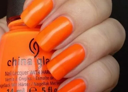 Orange manikűr - egy fotó és egy leírást példa (manikűr tovább tart) Orange manikűr - egy fénykép és egy leírást példa