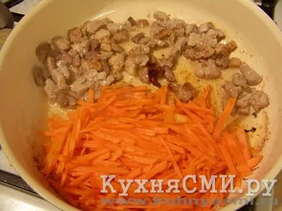 Pilaf egy serpenyőben a Nathan