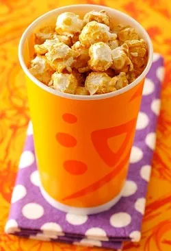 Popcorn, az előnyöket és árt a pattogatott kukorica