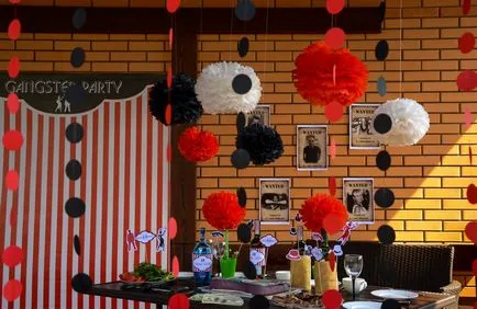 Pom-poms papírból kezeddel az összes eredeti díszítése (pompoms) Pom-poms papírból kezeddel az összes eredeti dekoráció