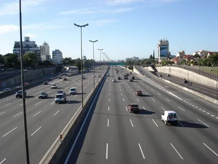 Szabályok az út, hogy senki sem tudja, vagy nem tudja a közlekedési szabályokat