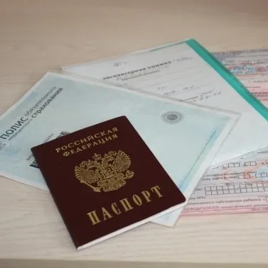 Megfelelően megy a kórházba, csak a fontos és szükséges az anya és a baba