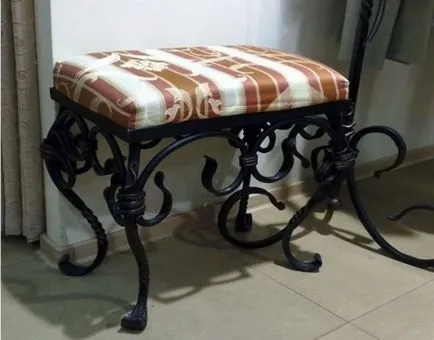 Oszmánok folyosó fotó, design, célját, lehetőségeit (törökök, padok a folyosón) Oszmánok folyosó fotó, design, célját, lehetőségeit