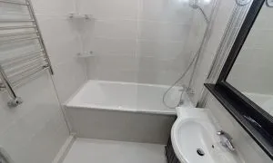Felújított fürdőszoba és apartmanok - kulcsrakész - Galéria javítás