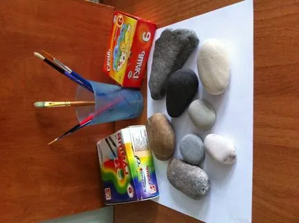 Rajz a sziklákon