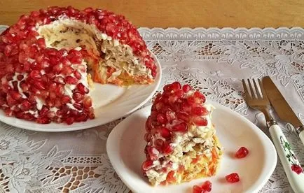 Saláta - gránát karkötő - csirke recept gombával, sajttal és aszalt szilvával (gombák) Saláta - gránát karkötő - csirke recept gombával, sajttal és aszalt szilvával
