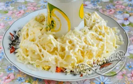 Saláta - gránát karkötő - csirke recept gombával, sajttal és aszalt szilvával (gombák) Saláta - gránát karkötő - csirke recept gombával, sajttal és aszalt szilvával