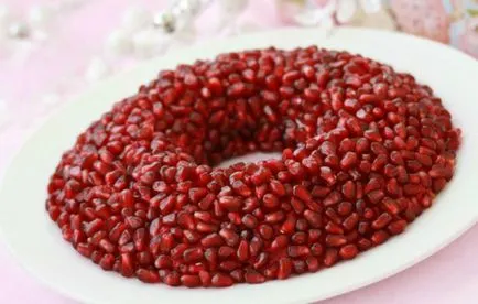 Saláta - gránát karkötő - csirke recept gombával, sajttal és aszalt szilvával (gránátalma) Saláta - gránát karkötő - csirke recept gombával, sajttal és aszalt szilvával