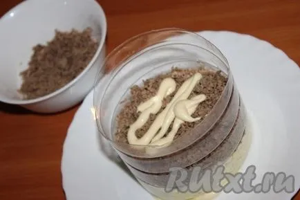 Saláta csirkemáj és ecetes uborka - recept fotókkal
