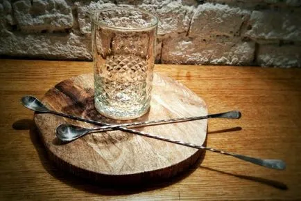 Magát Bartender tudnod kell készíteni koktélok otthon (koktélok) Magát Bartender meg kell tudni, hogy készítsen otthon koktélok