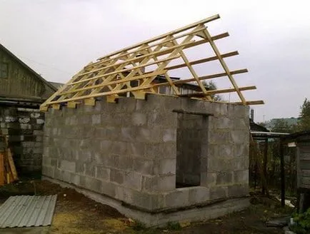 Barn a kezüket, hogy építsenek egy egyszerű fénykép tervezési ötletek lépésről lépésre (hogyan kell építeni egy fészer, hogy a keret a kertben a hab blokkok kezével video fotó) Barn a kezüket, hogy építsenek egy egyszerű fénykép tervezési ötletek lépésről lépésre