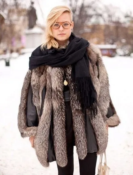 Sál alatt nyérc kabát (55 fotó), hogyan kell viselni egy sálat viselni bunda, és hogy mi lesz a barna és a (fur) Sál alatt nyérc kabát (55 fotó), hogyan kell viselni egy sálat viselni bunda, és hogy mi lesz a barna és