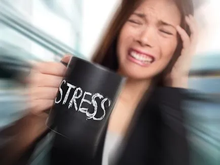Stressz tüneteit nőknél, idegi feszültség, stressz tüneteit