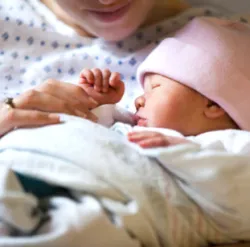 Hány szem gyümölcsöt, mint alvó baba az anyaméhben (a) Hány szem gyümölcsöt, mint alvó baba az anyaméhben