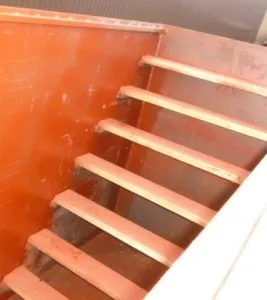 Szerelőakna a garázsban a kezét - lépésről lépésre fotókkal