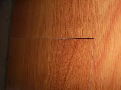 Fogsz közelről repedések a laminált kezük részletes utasításokat fotókkal és videó példák