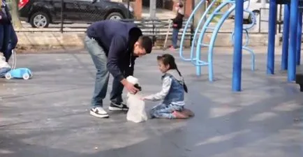 Lásd a gyerekek milyen elrabolták! Tanítsd meg a gyermeknek, hogyan, hogy ne váljanak áldozatává! (Gyermek) Lásd a gyerekek milyen elrabolták! Tanítsd meg a gyermeknek, hogyan, hogy ne váljanak áldozatává!