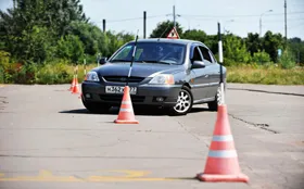 Cikkek kezdő járművezetőknek a vezetői tréning, gáz ru