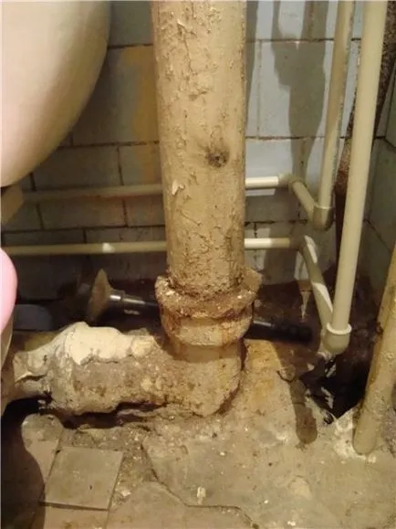 Kelő a WC a változás, zárja be a műanyag panelek és egyéb anyagok