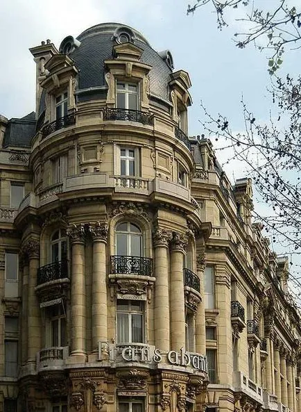 Empire stílusú építészet a 19. század és a modern (építészet) Empire stílusú építészet a 19. század és a modern