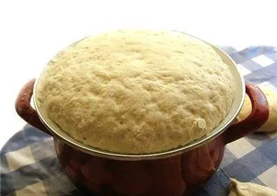 A tésztát sütemény burgonyával - lépésről lépésre recept fotók
