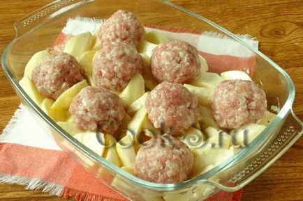 Húsgombóc burgonyával a sütőben - lépésről lépésre recept fotókkal, különböző