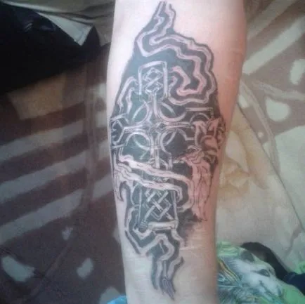 Tattoo kereszt szabadságvesztés érték nyelvén bűnügyi tetoválás (tetoválás) Tattoo kereszt szabadságvesztés érték nyelvén bűnügyi tetoválás
