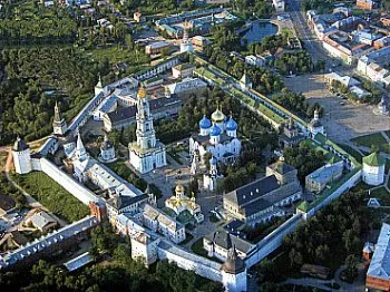 Trinity-Sergius Lavra irányban, címe, óra, történelem, leírás (Trinity-Sergius Lavra) Trinity-Sergius Lavra irányban, cím, nyitvatartási idő, a történelem, leírás
