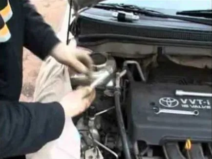 Toyota Corolla javítani a saját kezét, hogy gyakran eltörik