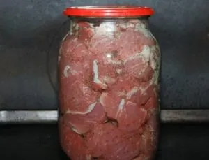 Pörkölt Sertés otthon lépésről lépésre recept (recept pörkölt sertés az otthoni) Párolt sertéshús otthon lépésről lépésre receptek
