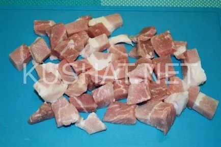 Párolt burgonya hússal és gombák (párolt burgonya hússal és gombák) Sült burgonya hússal és gombával