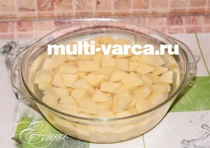 Sült burgonya hússal multivarka