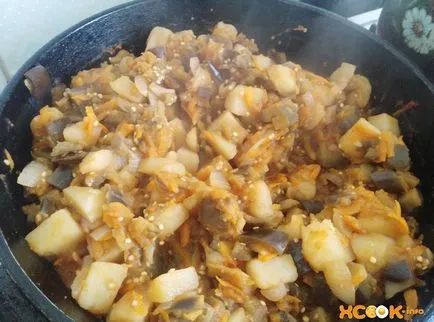 Párolt padlizsán burgonyával - recept paradicsom és egyéb zöldségfélék (burgonya) Párolt padlizsán burgonyával - recept paradicsom és egyéb zöldségfélék