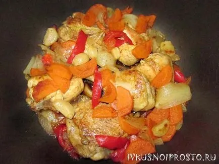 Párolt csirke multivarka - lépésről lépésre recept fotókkal, és finom és egyszerű