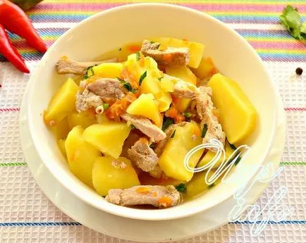 Sült krumpli hússal egy serpenyőben egy lépésről lépésre recept fotók (recept) Sült krumpli hússal egy serpenyőben egy lépésről lépésre recept fotók