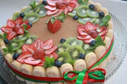 Eper torta dekoráció 