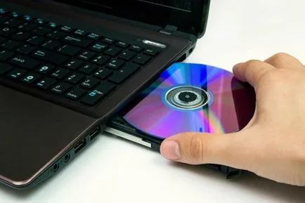 Megtanulják, hogyan kell telepíteni a drivert egy laptop