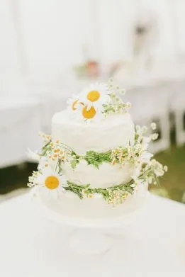 A trend a menyasszonyi torta dekoráció színek (szín) A trend a menyasszonyi torta dekoráció virágok
