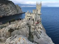 Castle - egy fecske fészket - a történelem, hol és hogyan lehet a legjobban, hogy 6 érdekes tény - (a) Castle - egy fecske fészket - a történelem, hol és hogyan lehet a legjobban, hogy 6 érdekes tény -