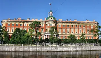 Ország házak stílusában egy vár Budapesten