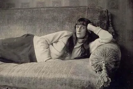Анна Ахматова - биография, личен живот, стихотворения, възраст, снимка, смърт и актуални новини